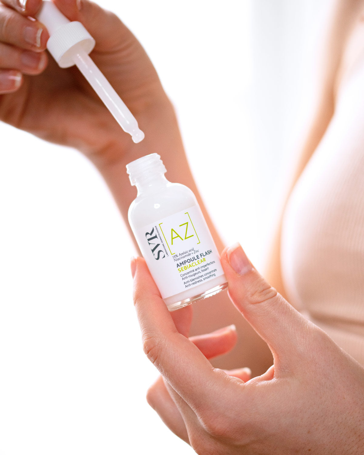 SVR Ampoule AZ 30ml - Farmácia Garcia