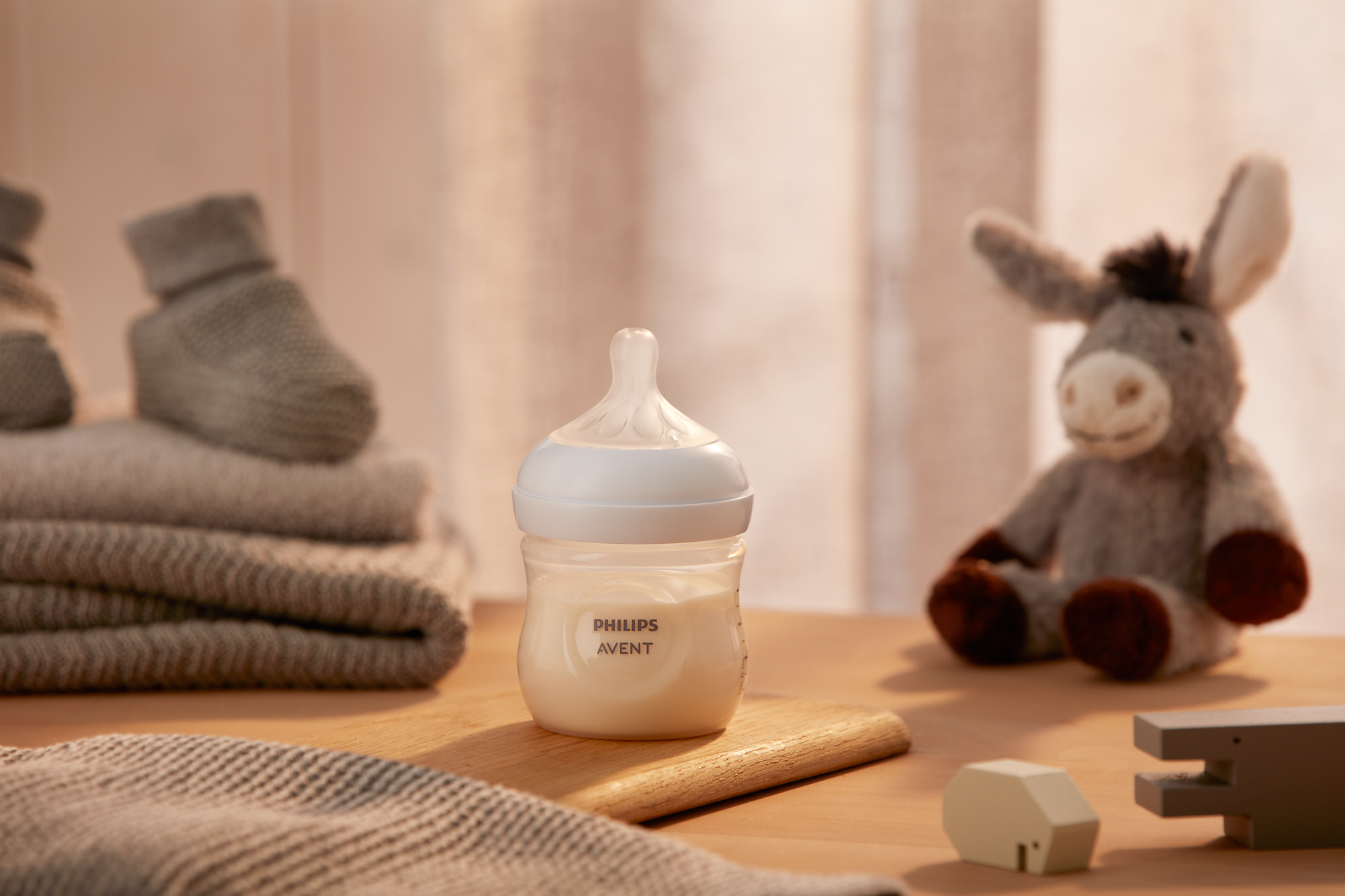 Philips Avent Biberão Natural Response 125ml - Farmácia Garcia