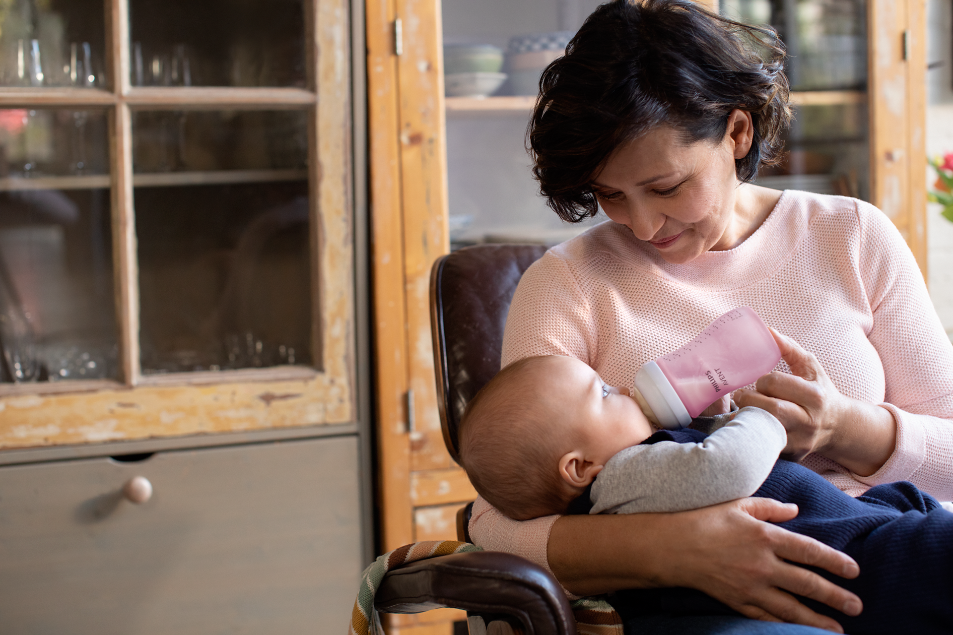 Philips Avent Biberão Natural Response Rosa 260ml - Farmácia Garcia